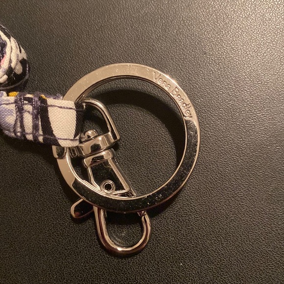Vera Bradley lanyard - Picture 3 of 3